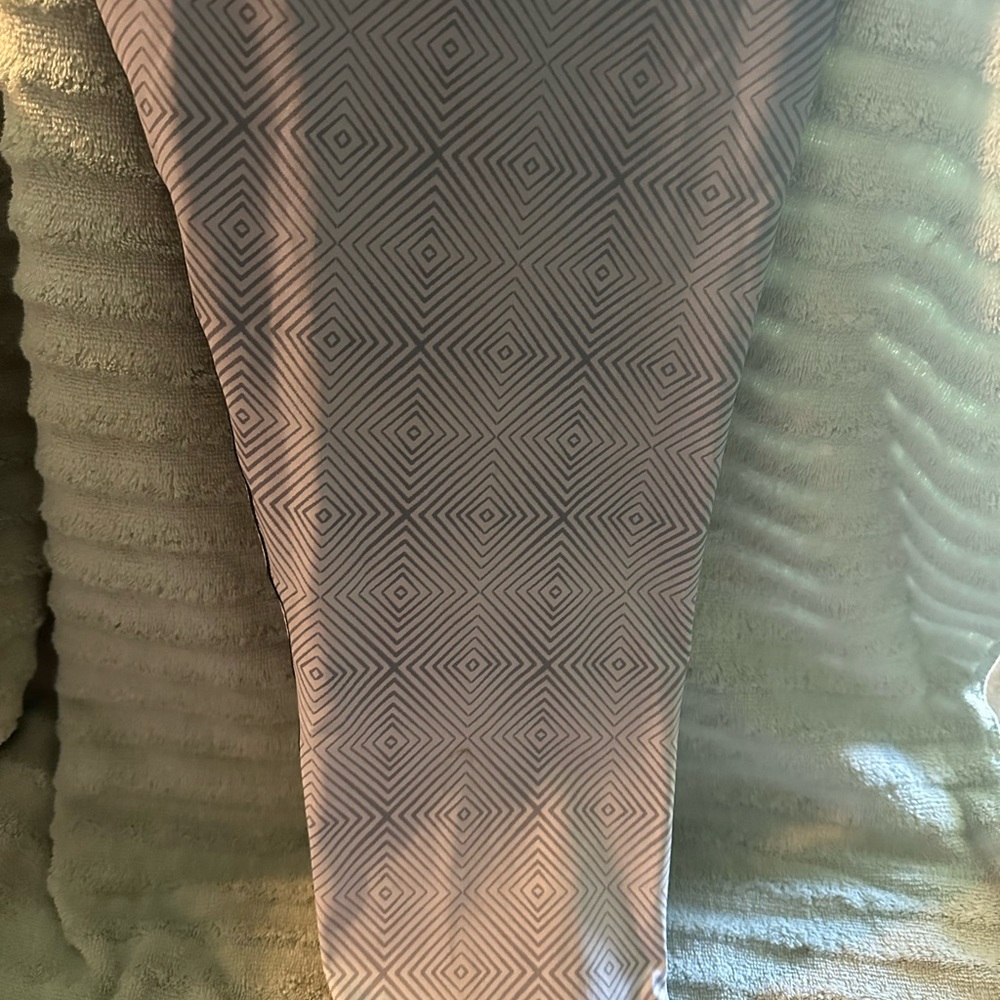 Ar 33 womens size 3x legging